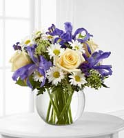 The FTD® Sweet Beginnings Bouquet