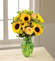 The FTD® Daylight Bouquet